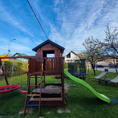 Apartmani Jancic Огулин Екстериор снимка